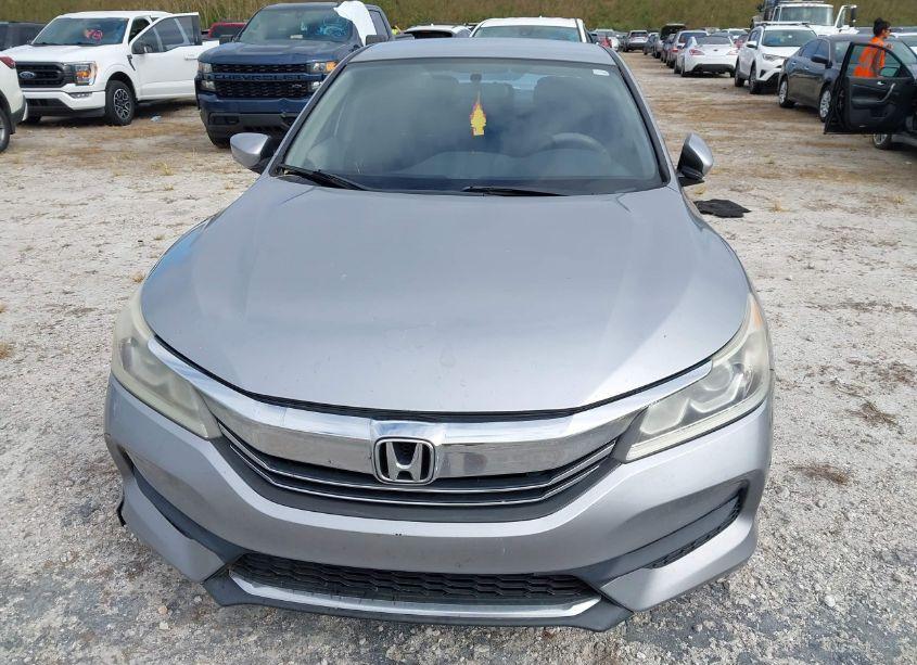 Photo 6 of 2016 Honda Accord LX (VIN 1HGCR2F31GA143819)