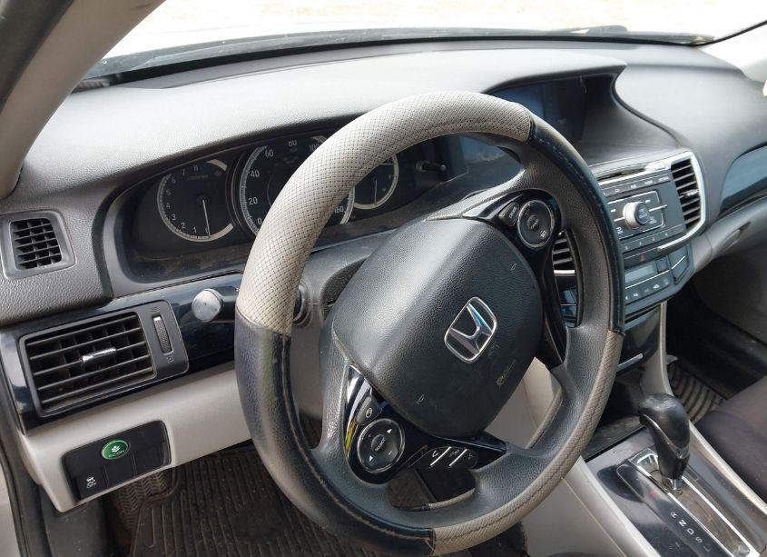 Photo 7 of 2016 Honda Accord LX (VIN 1HGCR2F31GA143819)