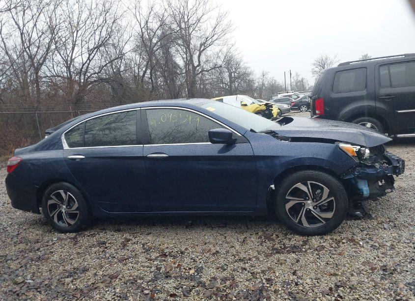 Photo 14 of 2016 Honda Accord LX (VIN 1HGCR2F31GA159373)