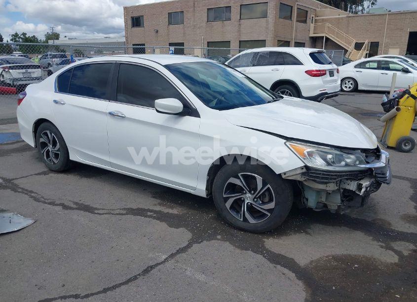 2016 Honda Accord LX (VIN 1HGCR2F31GA160622) main photo