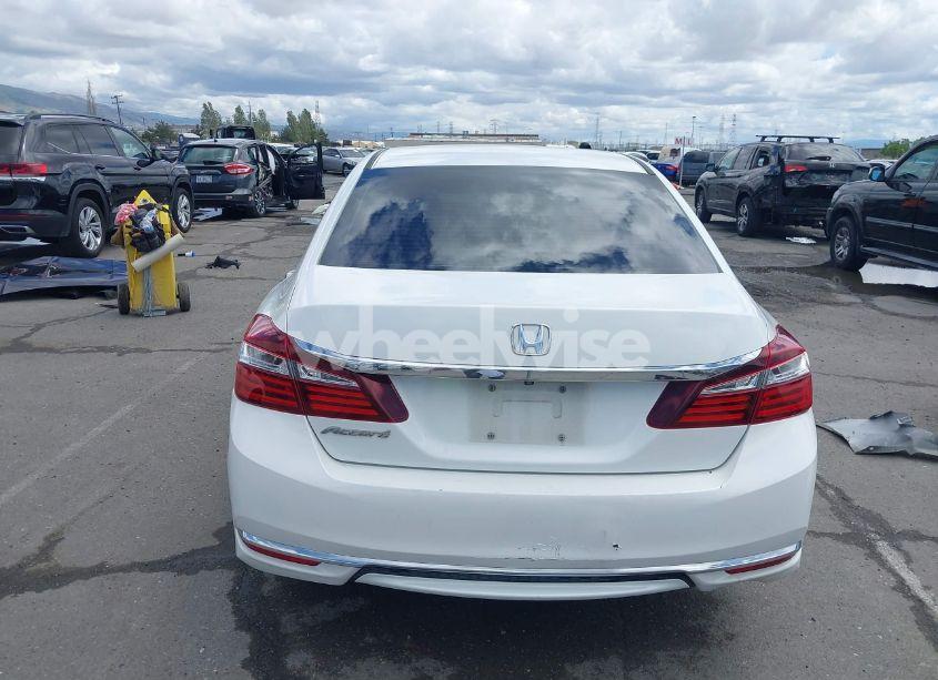 Photo 16 of 2016 Honda Accord LX (VIN 1HGCR2F31GA160622)