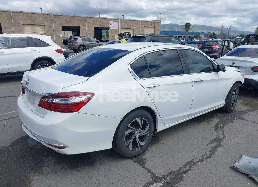Photo 4 of 2016 Honda Accord LX (VIN 1HGCR2F31GA160622)