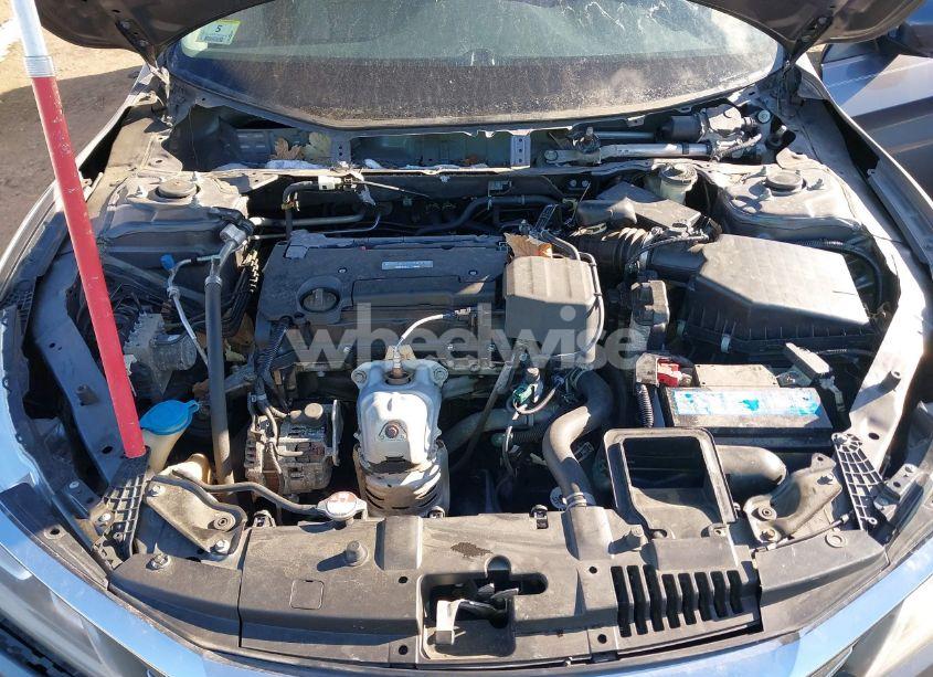 Photo 10 of 2016 Honda Accord LX (VIN 1HGCR2F31GA188159)