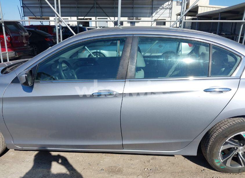 Photo 14 of 2016 Honda Accord LX (VIN 1HGCR2F31GA188548)