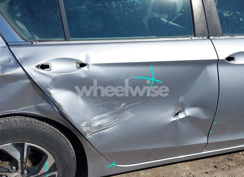 Photo 6 of 2016 Honda Accord LX (VIN 1HGCR2F31GA188548)