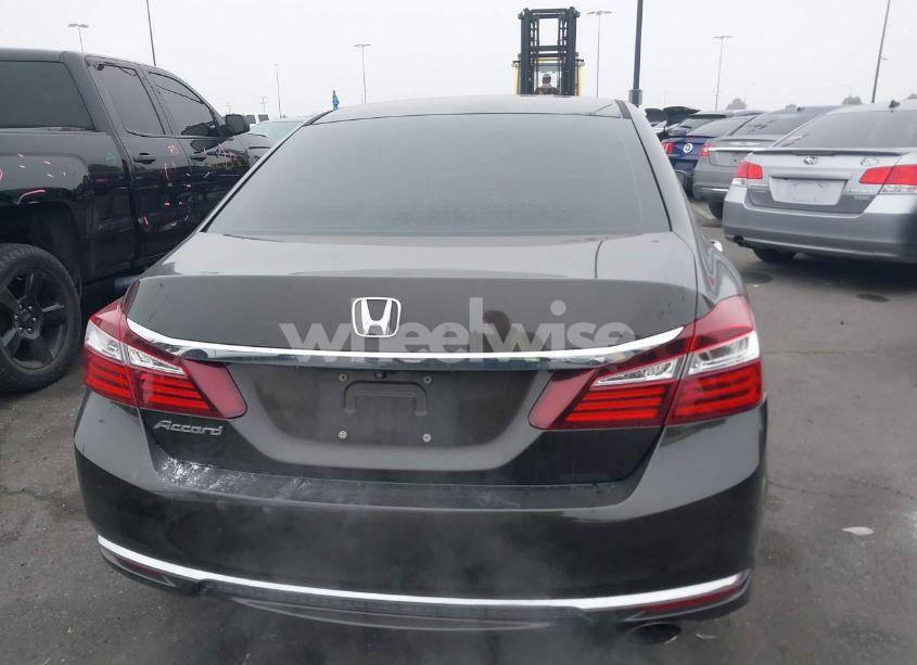 Photo 17 of 2016 Honda Accord LX (VIN 1HGCR2F31GA192731)