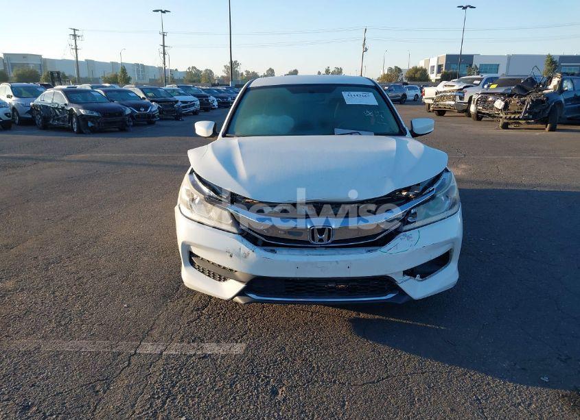 Photo 12 of 2016 Honda Accord LX (VIN 1HGCR2F31GA224125)