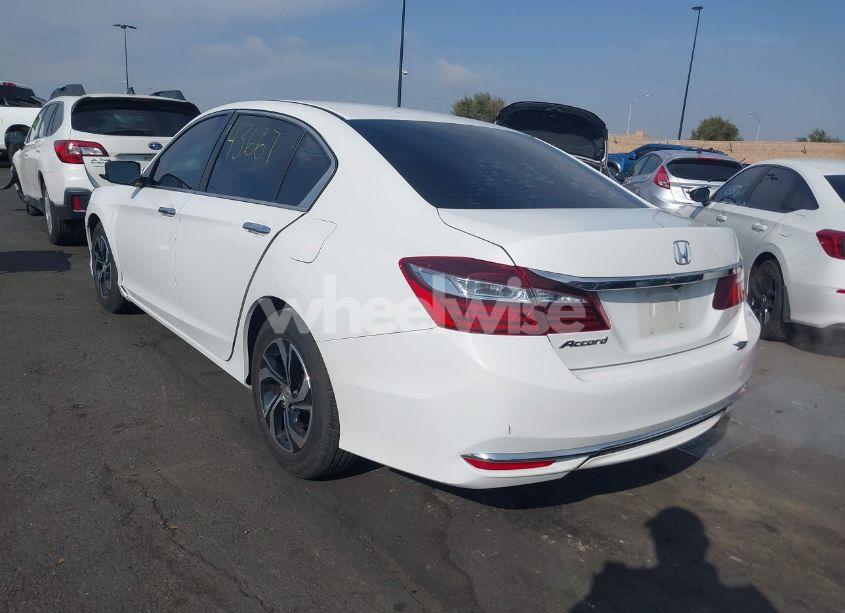 Photo 14 of 2016 Honda Accord LX (VIN 1HGCR2F31GA224125)