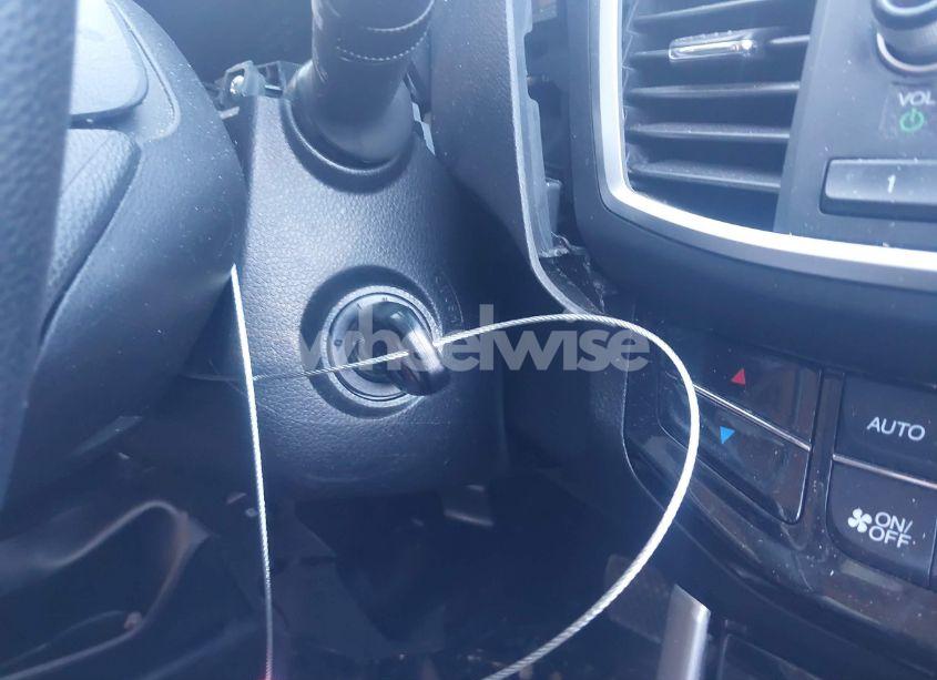 Photo 11 of 2016 Honda Accord LX (VIN 1HGCR2F31GA226084)