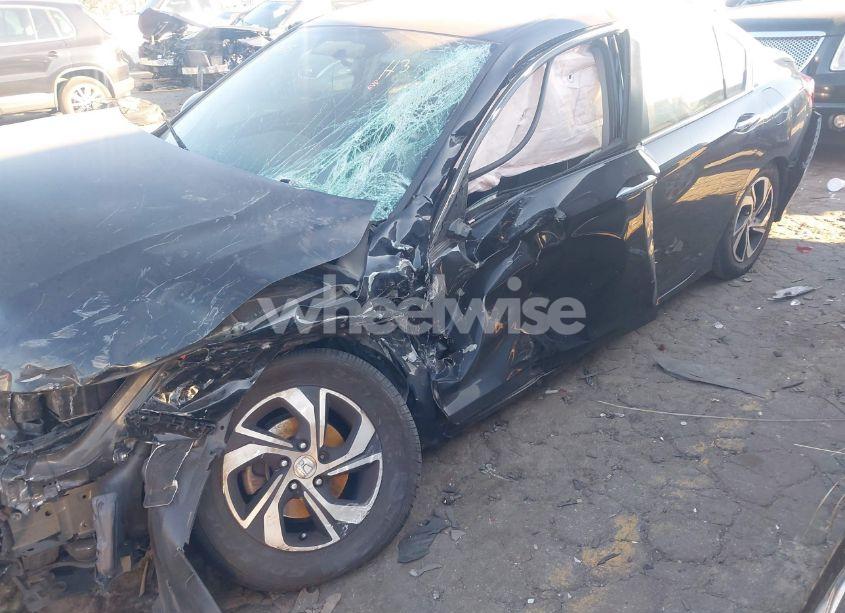 Photo 6 of 2016 Honda Accord LX (VIN 1HGCR2F31GA226084)