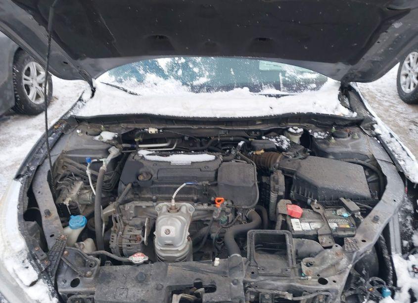 Photo 10 of 2017 Honda Accord LX (VIN 1HGCR2F31HA053247)