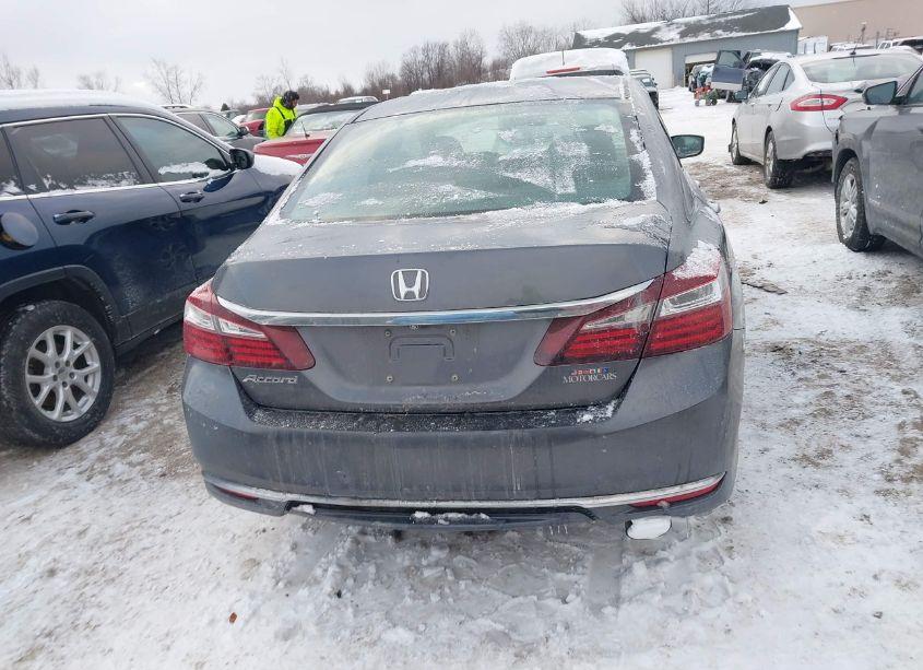 Photo 17 of 2017 Honda Accord LX (VIN 1HGCR2F31HA053247)