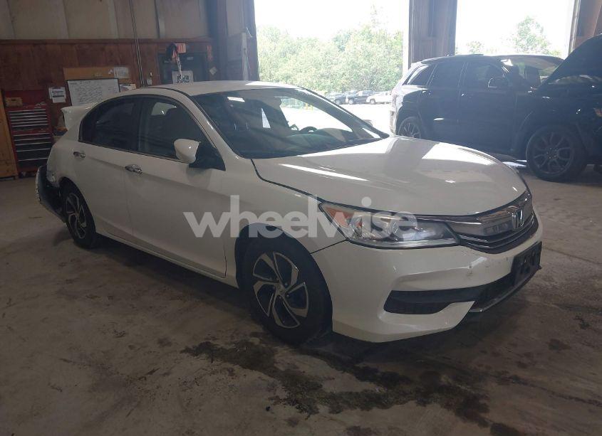 2017 Honda Accord LX (VIN 1HGCR2F31HA058853) main photo