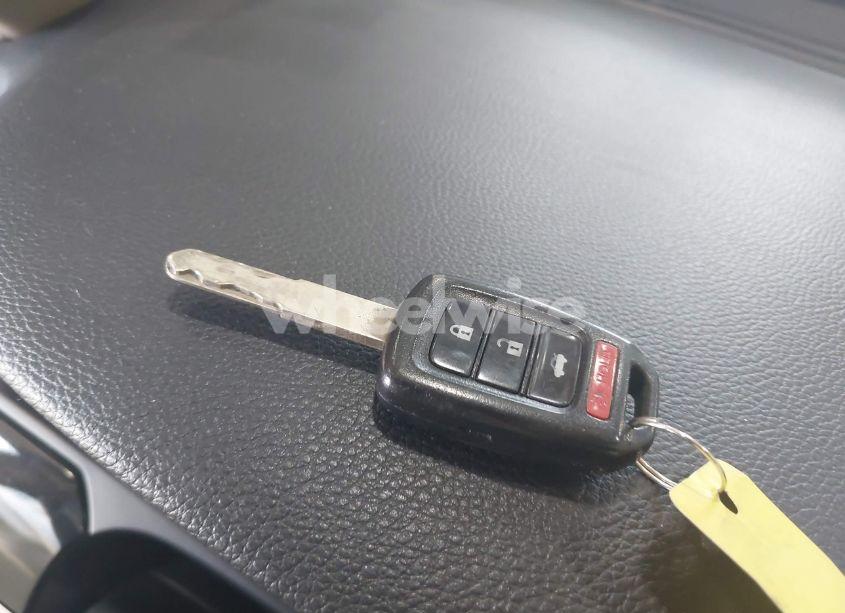 Photo 11 of 2017 Honda Accord LX (VIN 1HGCR2F31HA058853)