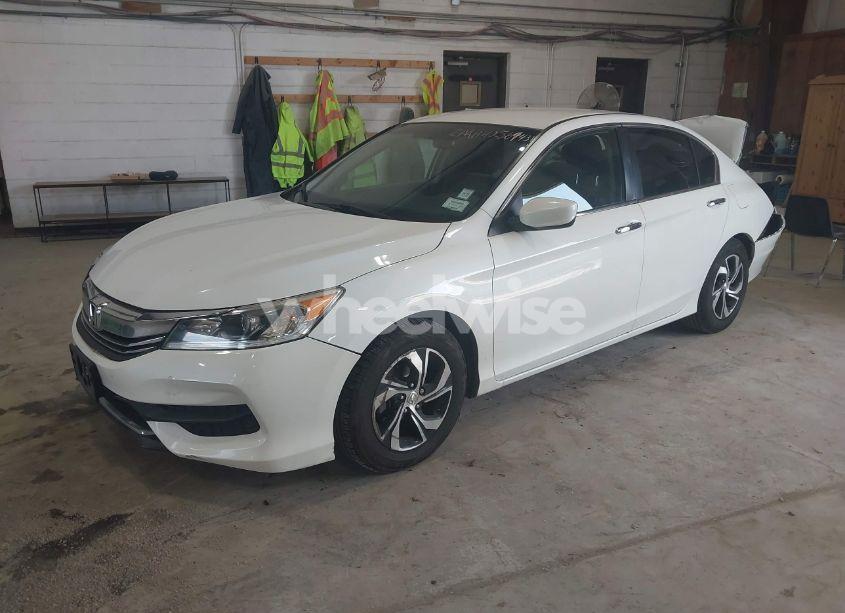 Photo 2 of 2017 Honda Accord LX (VIN 1HGCR2F31HA058853)
