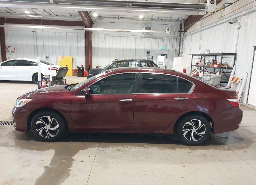 Photo 14 of 2017 Honda Accord LX (VIN 1HGCR2F31HA073689)