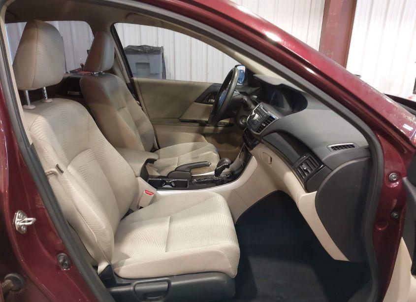 Photo 5 of 2017 Honda Accord LX (VIN 1HGCR2F31HA073689)