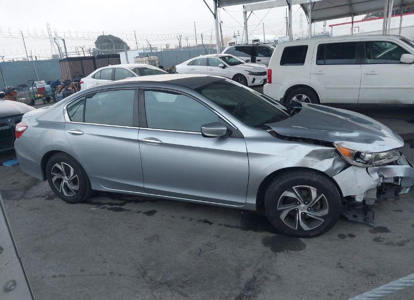 Photo 13 of 2017 Honda Accord LX (VIN 1HGCR2F31HA088306)