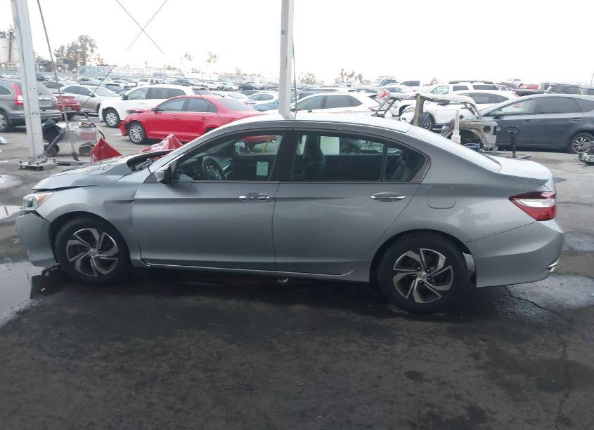 Photo 14 of 2017 Honda Accord LX (VIN 1HGCR2F31HA088306)