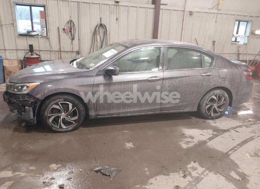 Photo 15 of 2017 Honda Accord LX (VIN 1HGCR2F31HA111518)