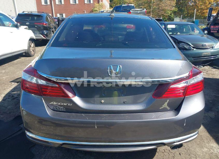 Photo 16 of 2017 Honda Accord LX (VIN 1HGCR2F31HA227141)