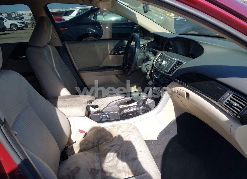 Photo 5 of 2017 Honda Accord LX (VIN 1HGCR2F31HA227866)