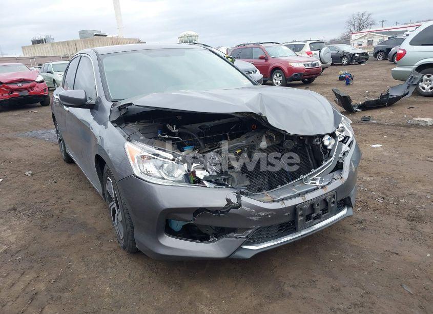 Photo 6 of 2017 Honda Accord LX (VIN 1HGCR2F31HA268885)