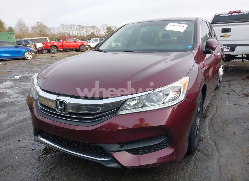 Photo 12 of 2017 Honda Accord LX (VIN 1HGCR2F31HA273388)
