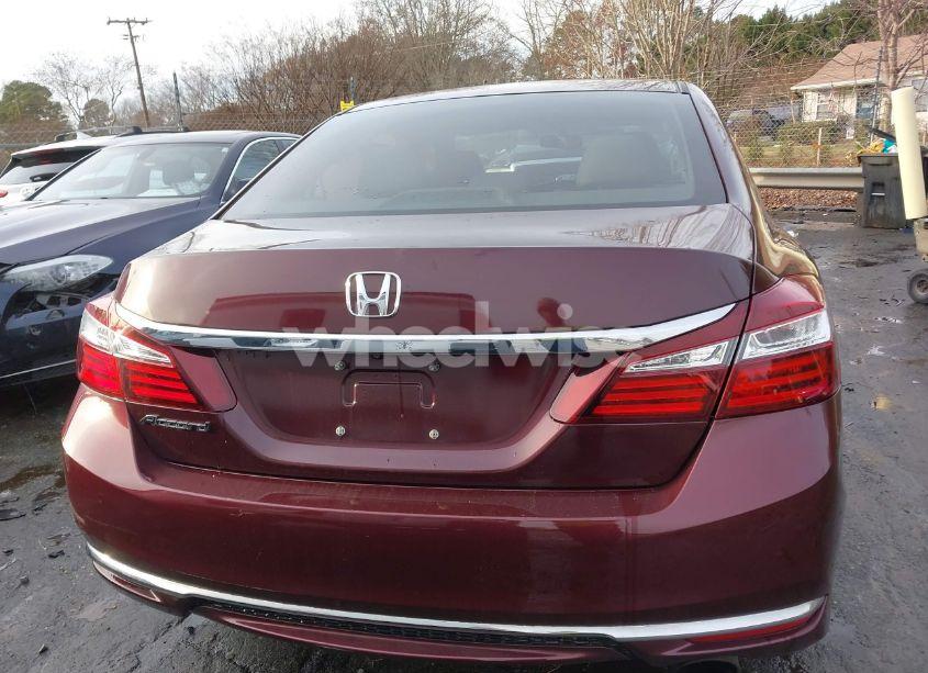 Photo 16 of 2017 Honda Accord LX (VIN 1HGCR2F31HA273388)