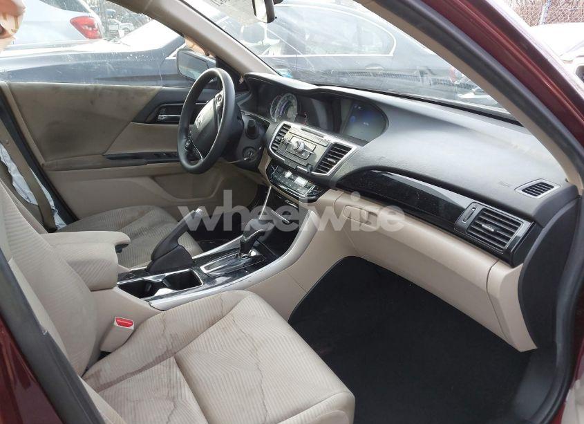 Photo 5 of 2017 Honda Accord LX (VIN 1HGCR2F31HA273388)