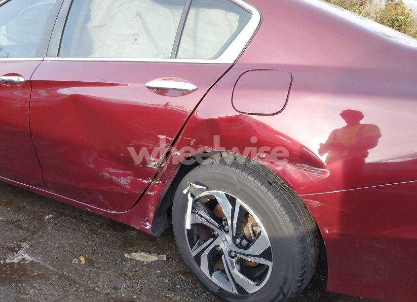 Photo 6 of 2017 Honda Accord LX (VIN 1HGCR2F31HA273388)