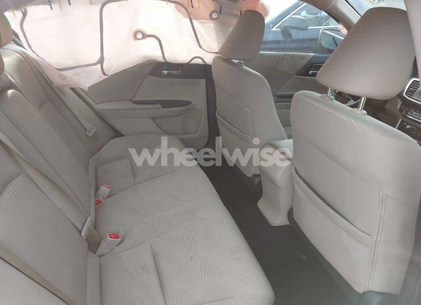 Photo 8 of 2017 Honda Accord LX (VIN 1HGCR2F31HA273388)