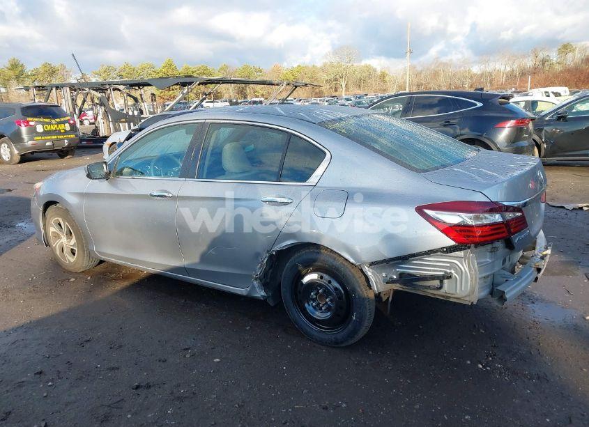 Photo 14 of 2017 Honda Accord LX (VIN 1HGCR2F31HA278140)