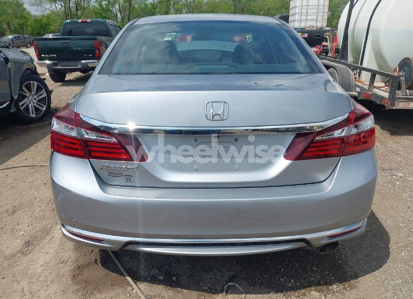 Photo 17 of 2017 Honda Accord LX (VIN 1HGCR2F31HA280289)
