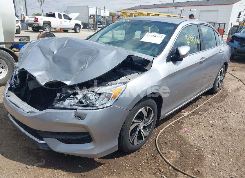 Photo 6 of 2017 Honda Accord LX (VIN 1HGCR2F31HA280289)