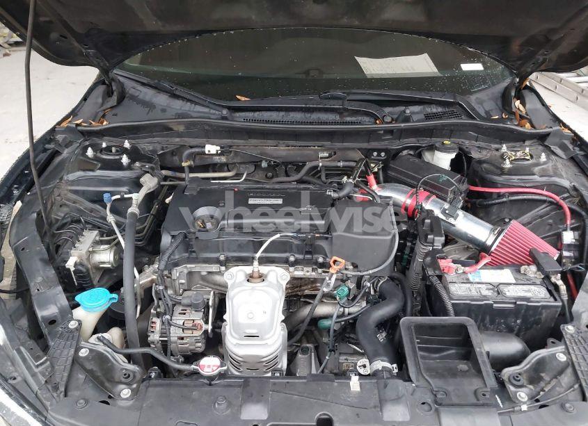 Photo 10 of 2017 Honda Accord LX (VIN 1HGCR2F31HA285959)