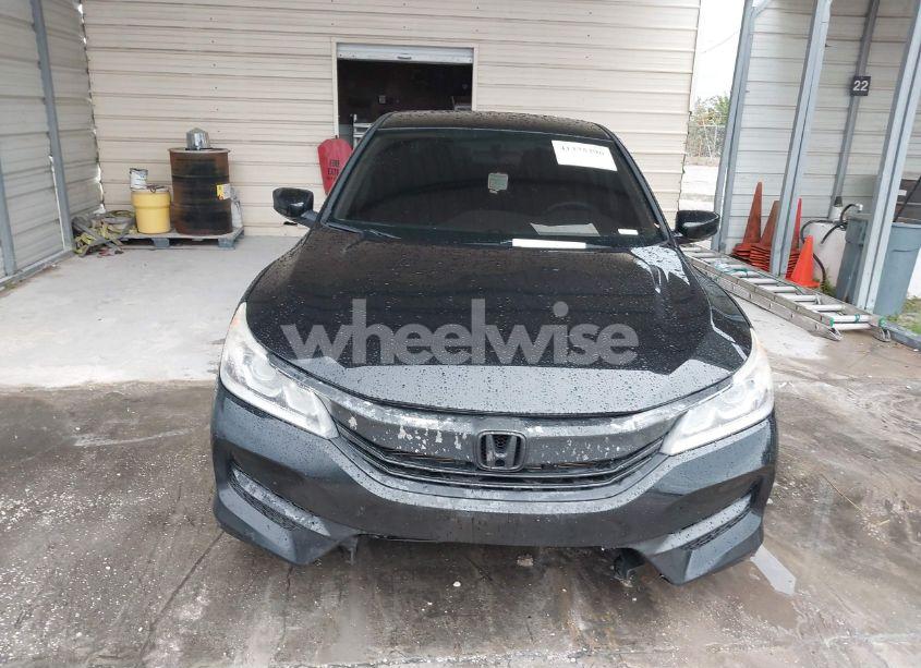 Photo 12 of 2017 Honda Accord LX (VIN 1HGCR2F31HA285959)