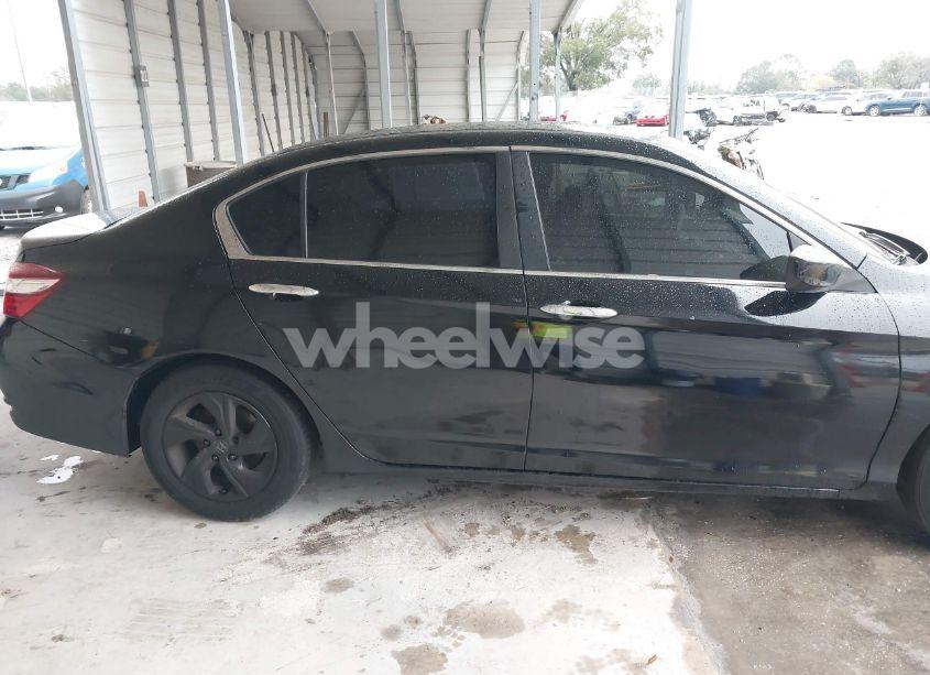 Photo 13 of 2017 Honda Accord LX (VIN 1HGCR2F31HA285959)