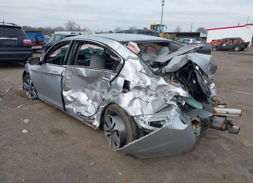 Photo 3 of 2013 Honda Accord LX (VIN 1HGCR2F32DA002298)