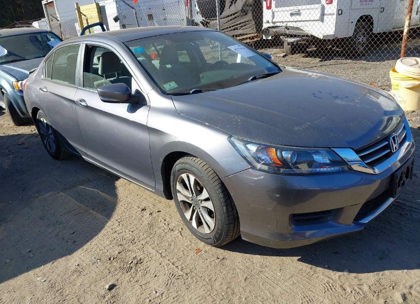 2013 Honda Accord LX (VIN 1HGCR2F32DA019912) main photo