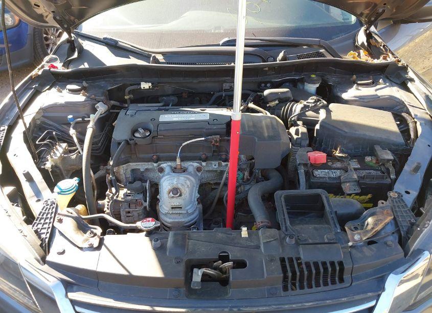 Photo 10 of 2013 Honda Accord LX (VIN 1HGCR2F32DA019912)