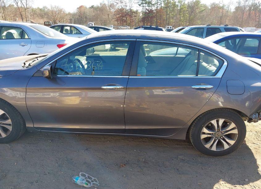 Photo 14 of 2013 Honda Accord LX (VIN 1HGCR2F32DA019912)