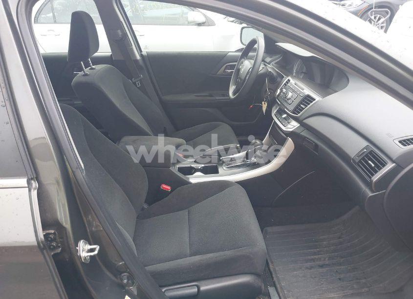 Photo 5 of 2013 Honda Accord LX (VIN 1HGCR2F32DA062856)