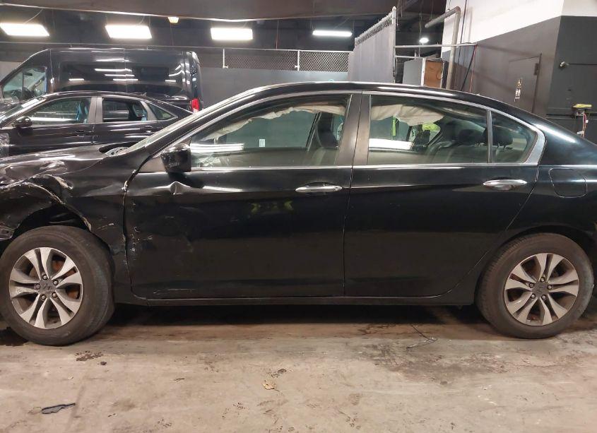 Photo 14 of 2013 Honda Accord LX (VIN 1HGCR2F32DA068382)