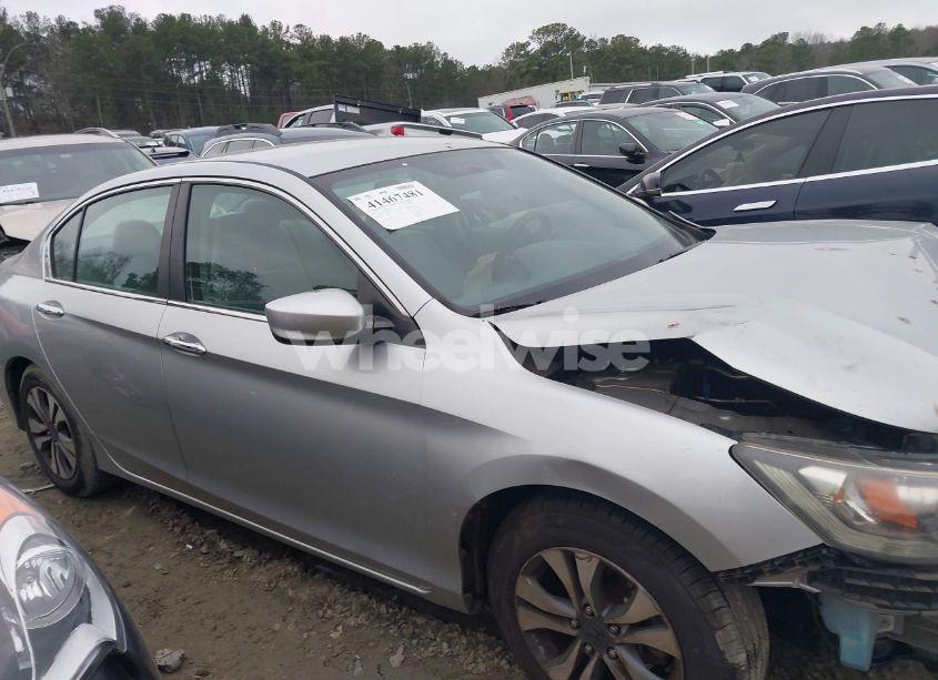 Photo 12 of 2013 Honda Accord LX (VIN 1HGCR2F32DA083447)