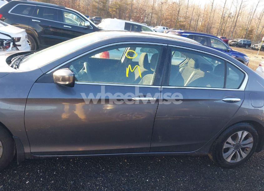 Photo 14 of 2013 Honda Accord LX (VIN 1HGCR2F32DA108881)