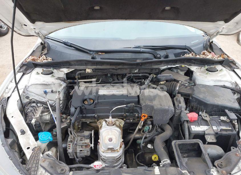 Photo 10 of 2013 Honda Accord LX (VIN 1HGCR2F32DA115359)