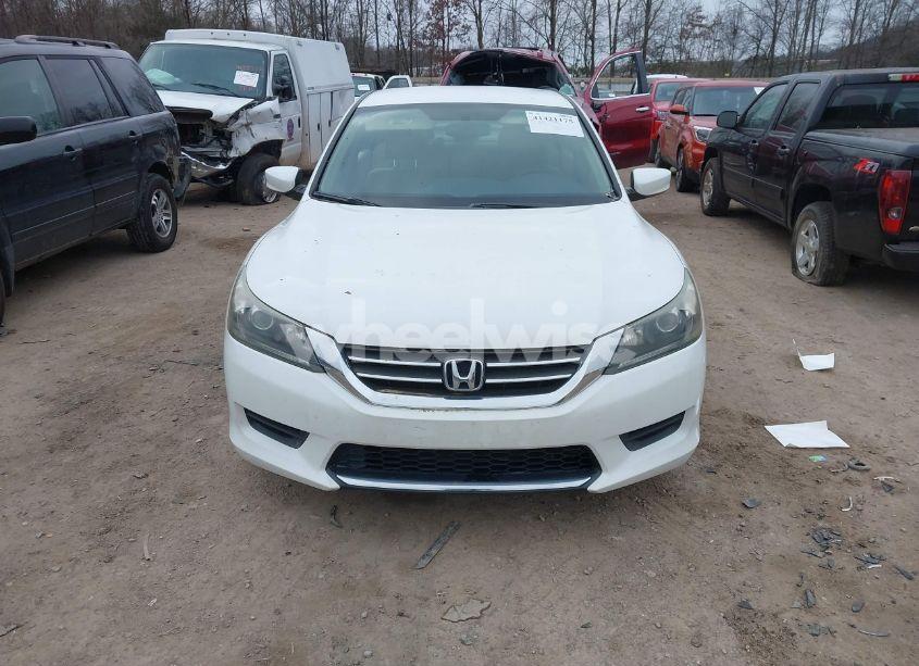Photo 12 of 2013 Honda Accord LX (VIN 1HGCR2F32DA115359)