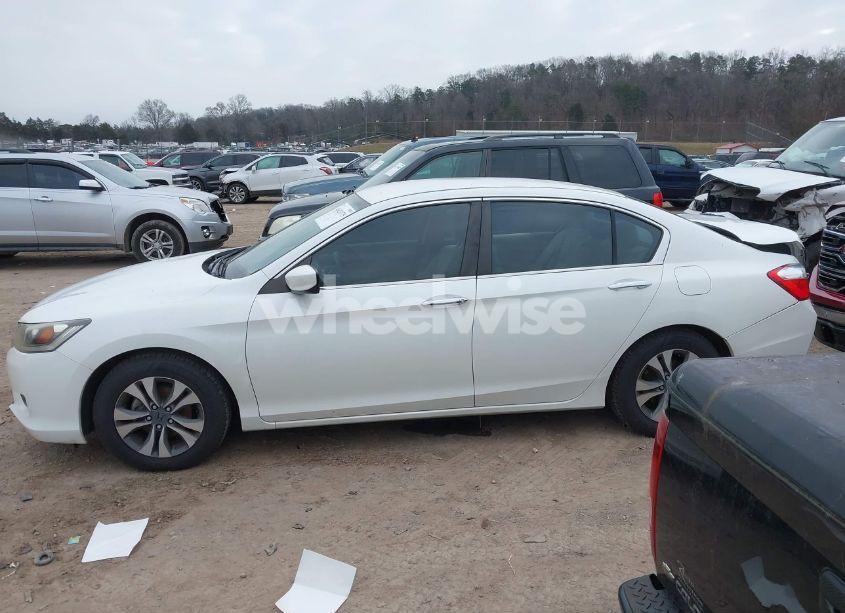 Photo 14 of 2013 Honda Accord LX (VIN 1HGCR2F32DA115359)