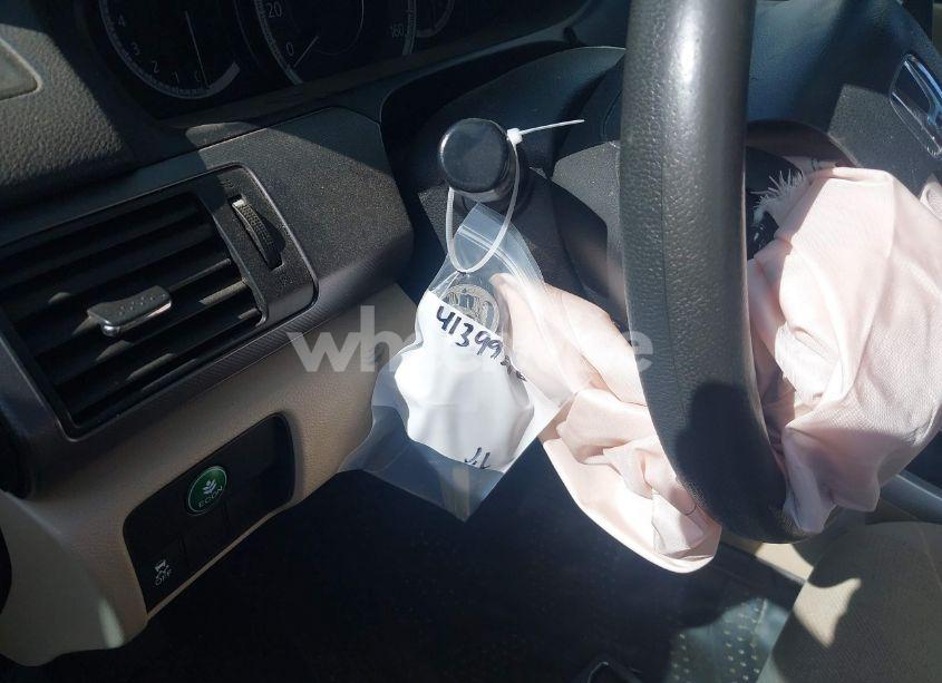 Photo 17 of 2013 Honda Accord LX (VIN 1HGCR2F32DA115961)